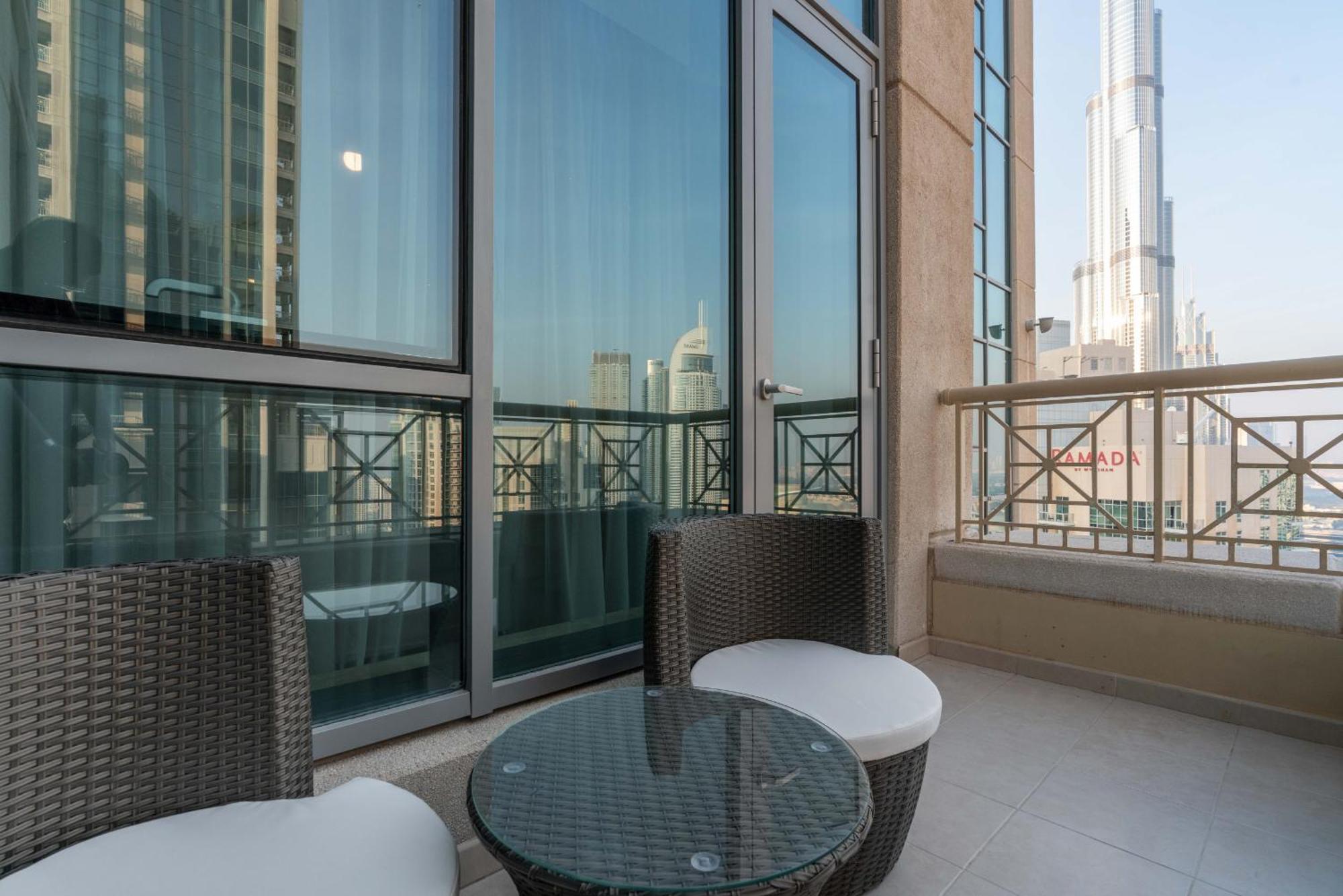 Luxury 2Br Downtown Apt With Burj Khalifa Views Dubai Eksteriør bilde